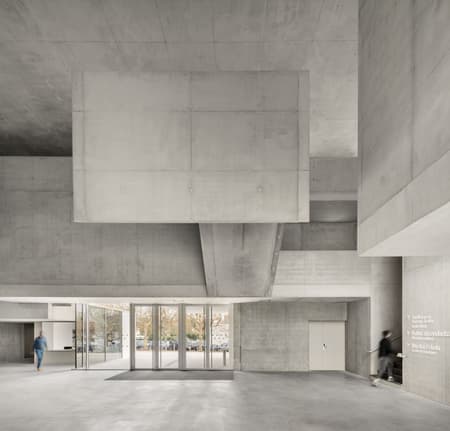 Saint-Jean-de-Luz Cultural Cente